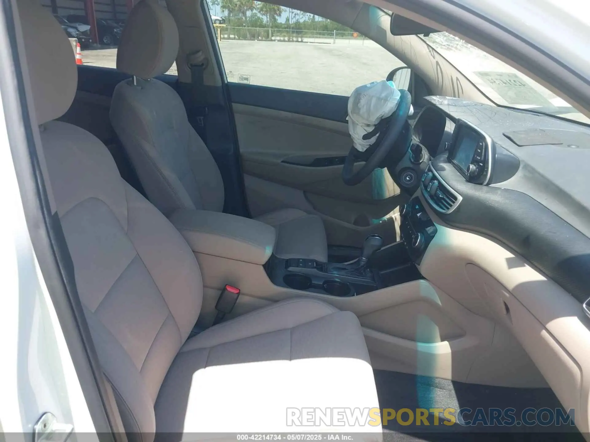 5 Photograph of a damaged car KM8J23A48KU055515 HYUNDAI TUCSON 2019