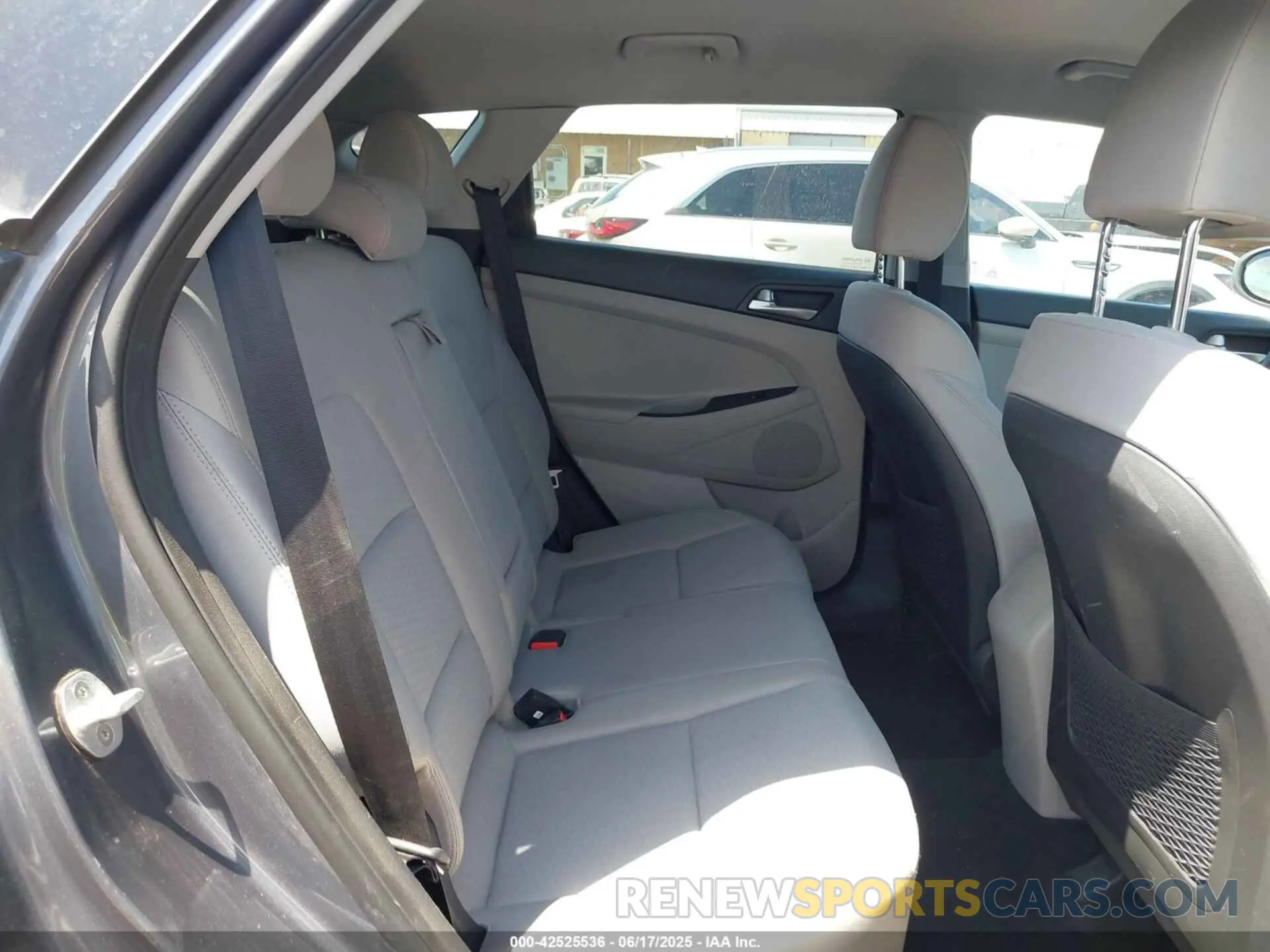 8 Photograph of a damaged car KM8J23A48KU894113 HYUNDAI TUCSON 2019