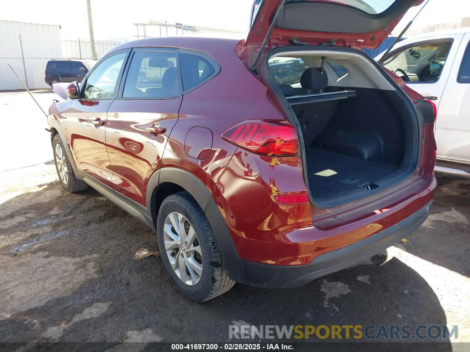 3 Photograph of a damaged car KM8J23A48KU924615 HYUNDAI TUCSON 2019