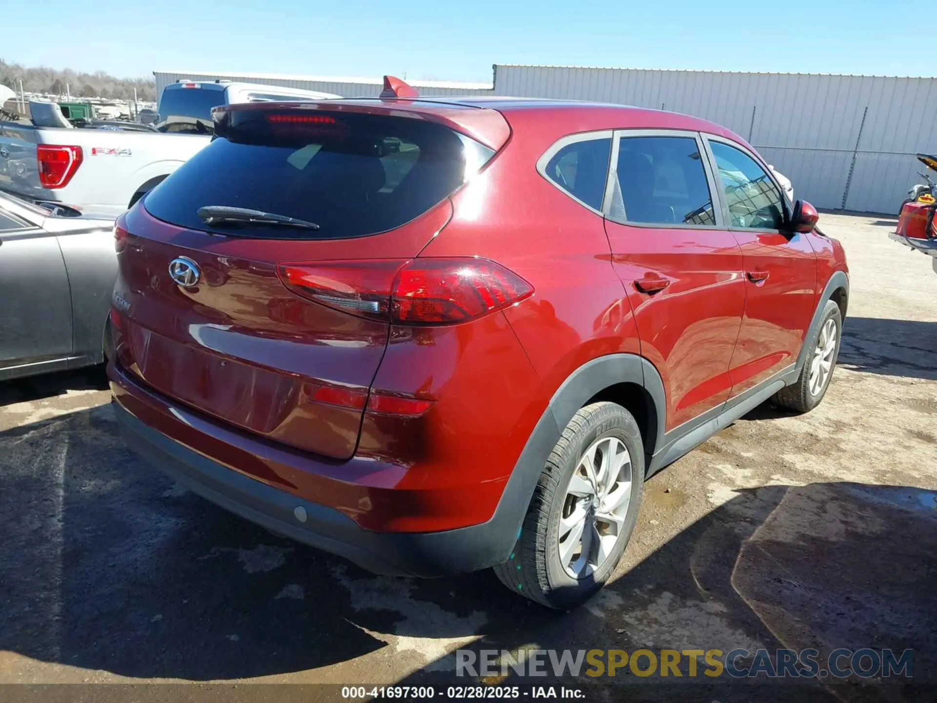 4 Photograph of a damaged car KM8J23A48KU924615 HYUNDAI TUCSON 2019