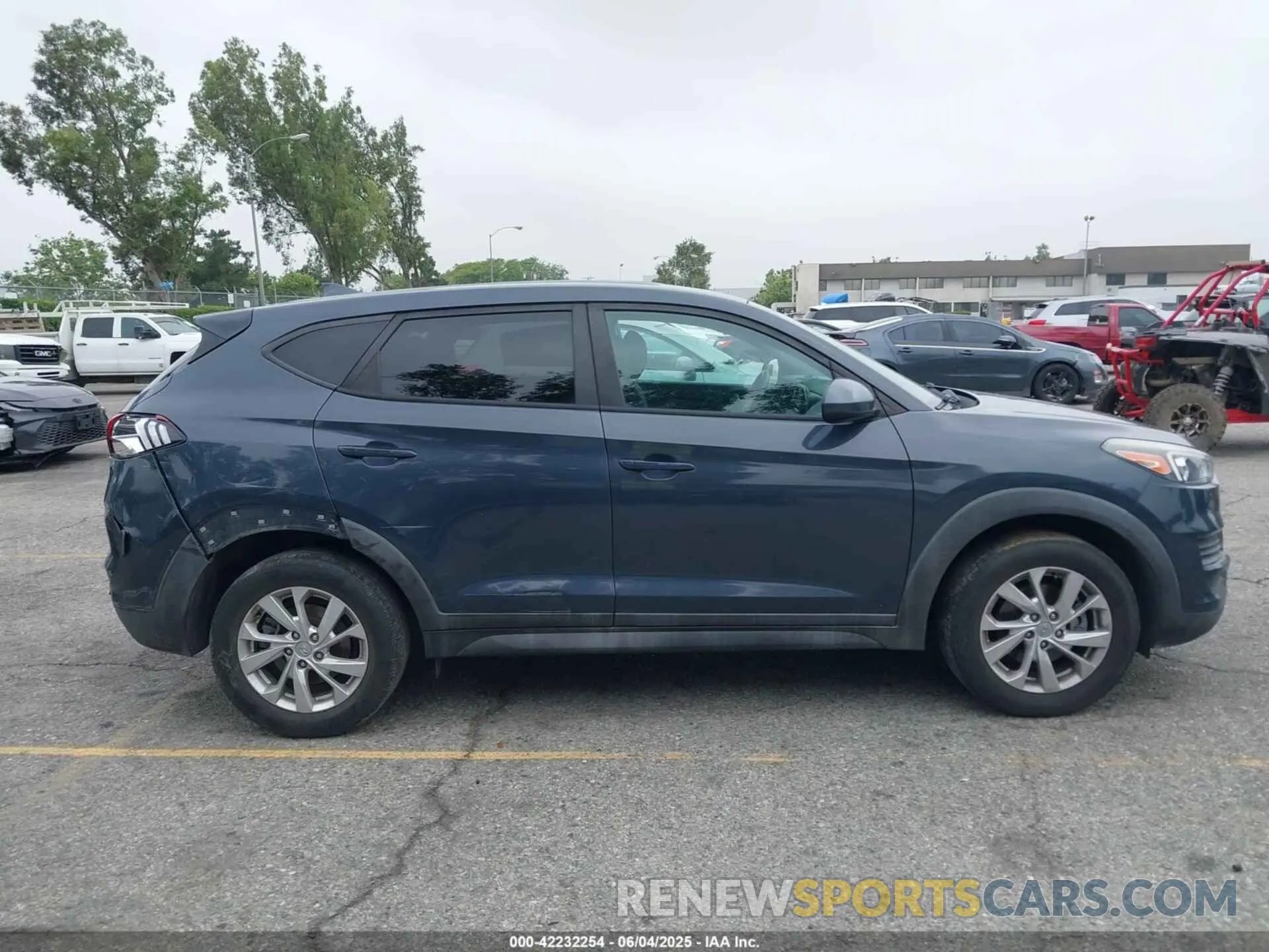12 Photograph of a damaged car KM8J23A48KU942127 HYUNDAI TUCSON 2019