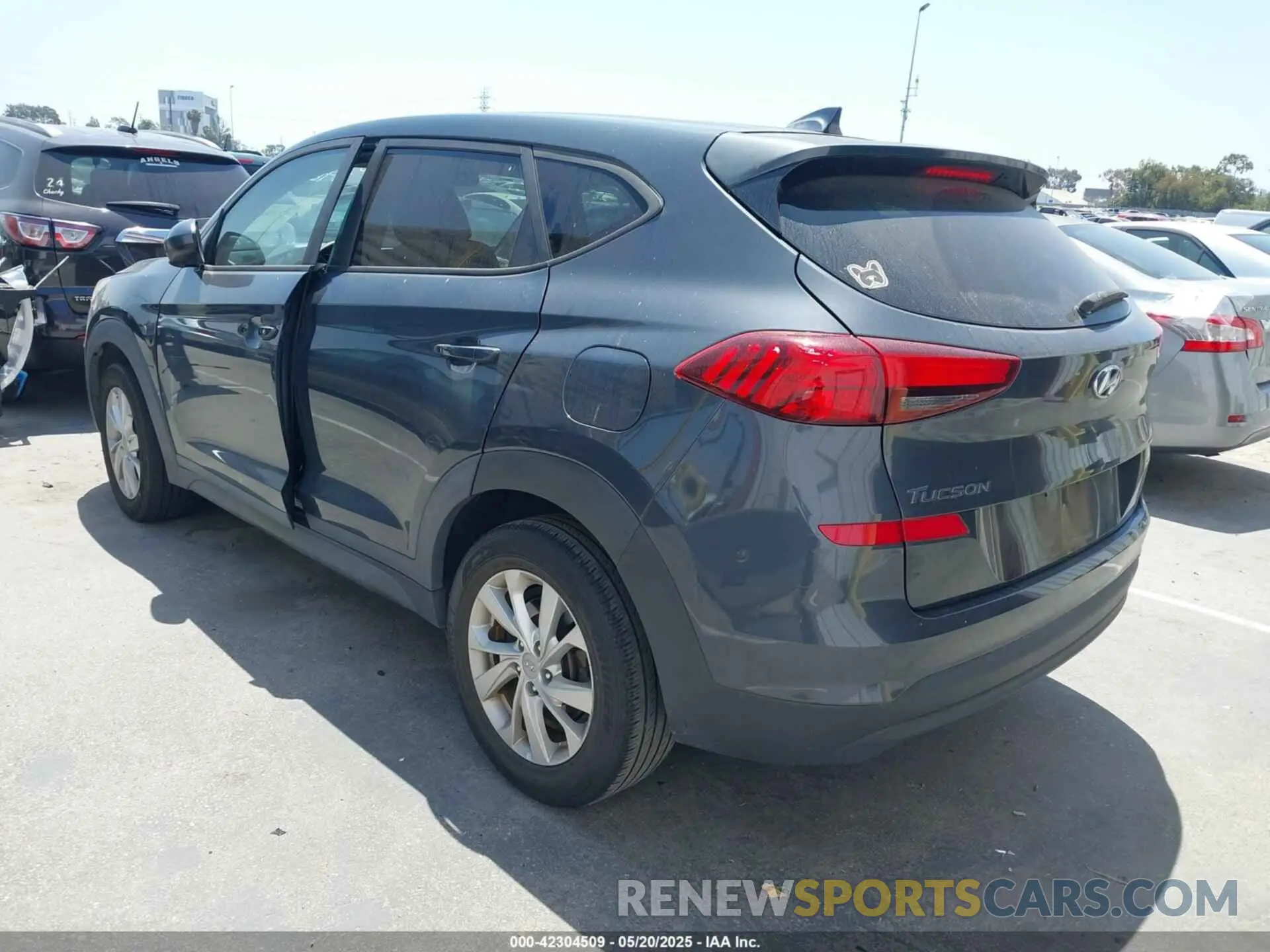 3 Photograph of a damaged car KM8J23A49KU942492 HYUNDAI TUCSON 2019