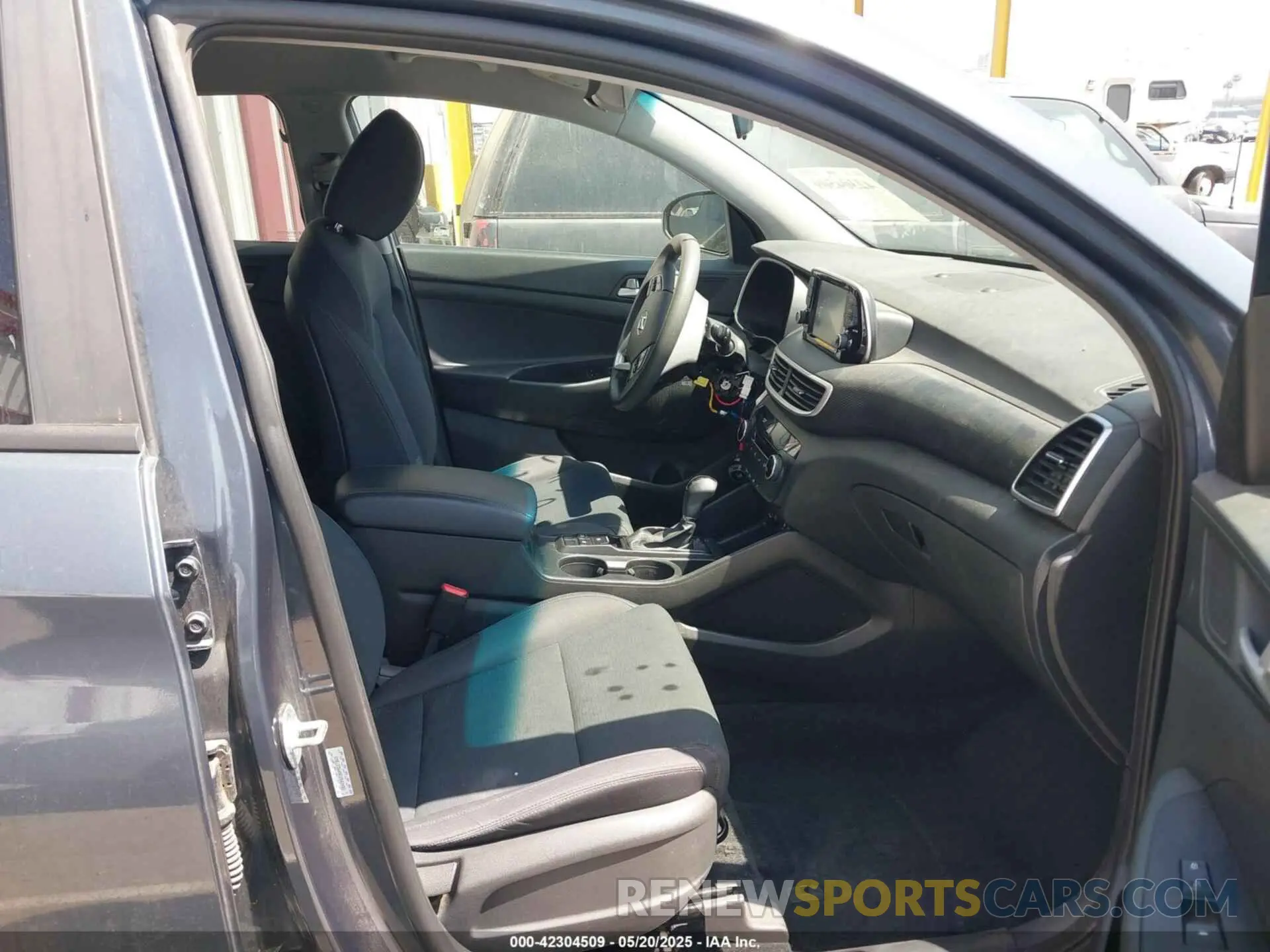 5 Photograph of a damaged car KM8J23A49KU942492 HYUNDAI TUCSON 2019