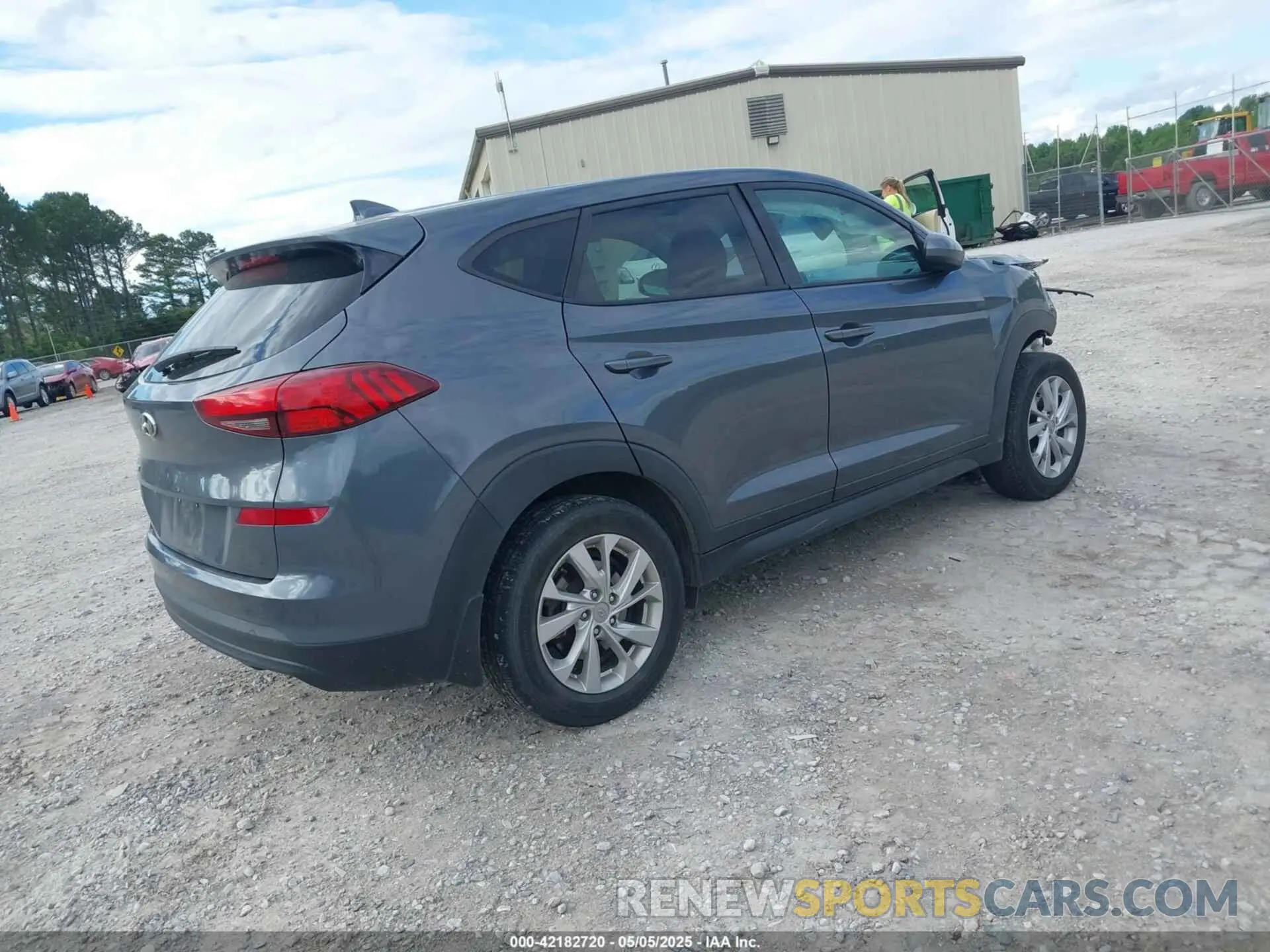4 Photograph of a damaged car KM8J23A4XKU059307 HYUNDAI TUCSON 2019