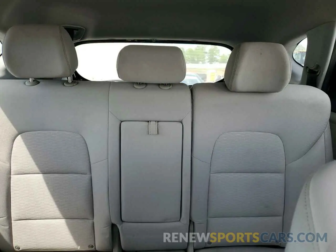10 Photograph of a damaged car KM8J23A4XKU918377 HYUNDAI TUCSON 2019