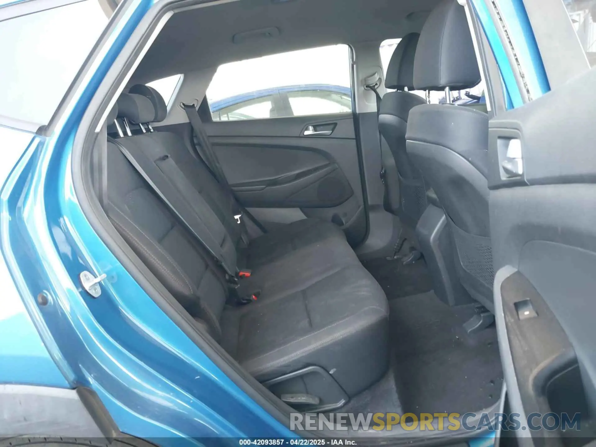8 Photograph of a damaged car KM8J23A4XKU950083 HYUNDAI TUCSON 2019