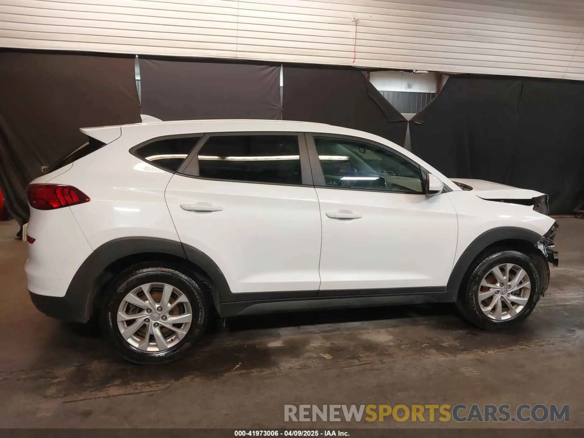 14 Photograph of a damaged car KM8J23A4XKU953887 HYUNDAI TUCSON 2019