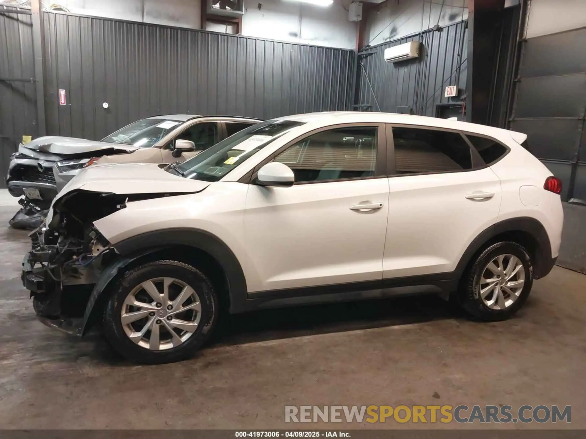 15 Photograph of a damaged car KM8J23A4XKU953887 HYUNDAI TUCSON 2019