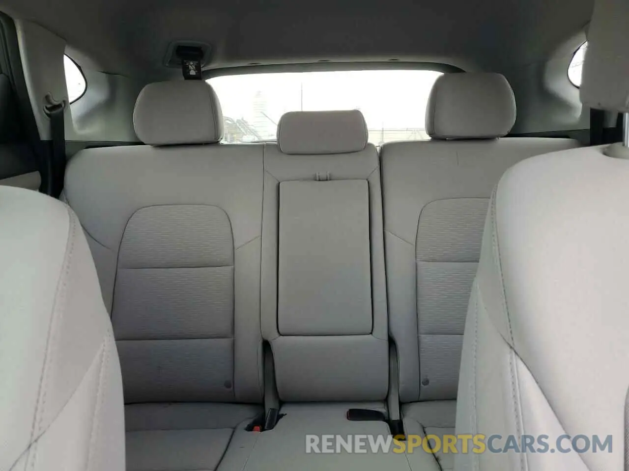 10 Photograph of a damaged car KM8J23A4XKU991006 HYUNDAI TUCSON 2019