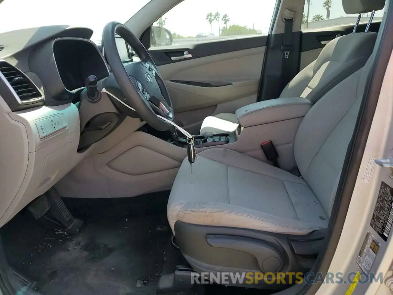7 Photograph of a damaged car KM8J2CA40KU910790 HYUNDAI TUCSON 2019