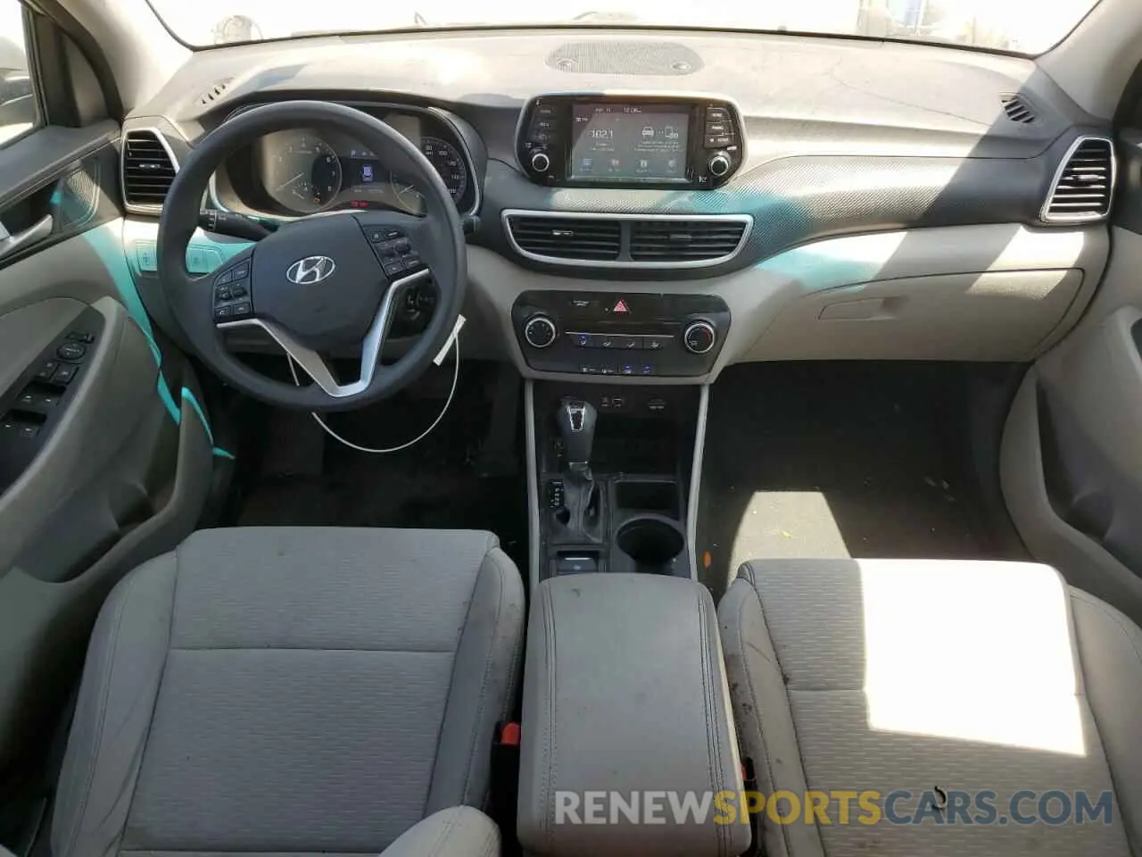 8 Photograph of a damaged car KM8J2CA40KU910790 HYUNDAI TUCSON 2019