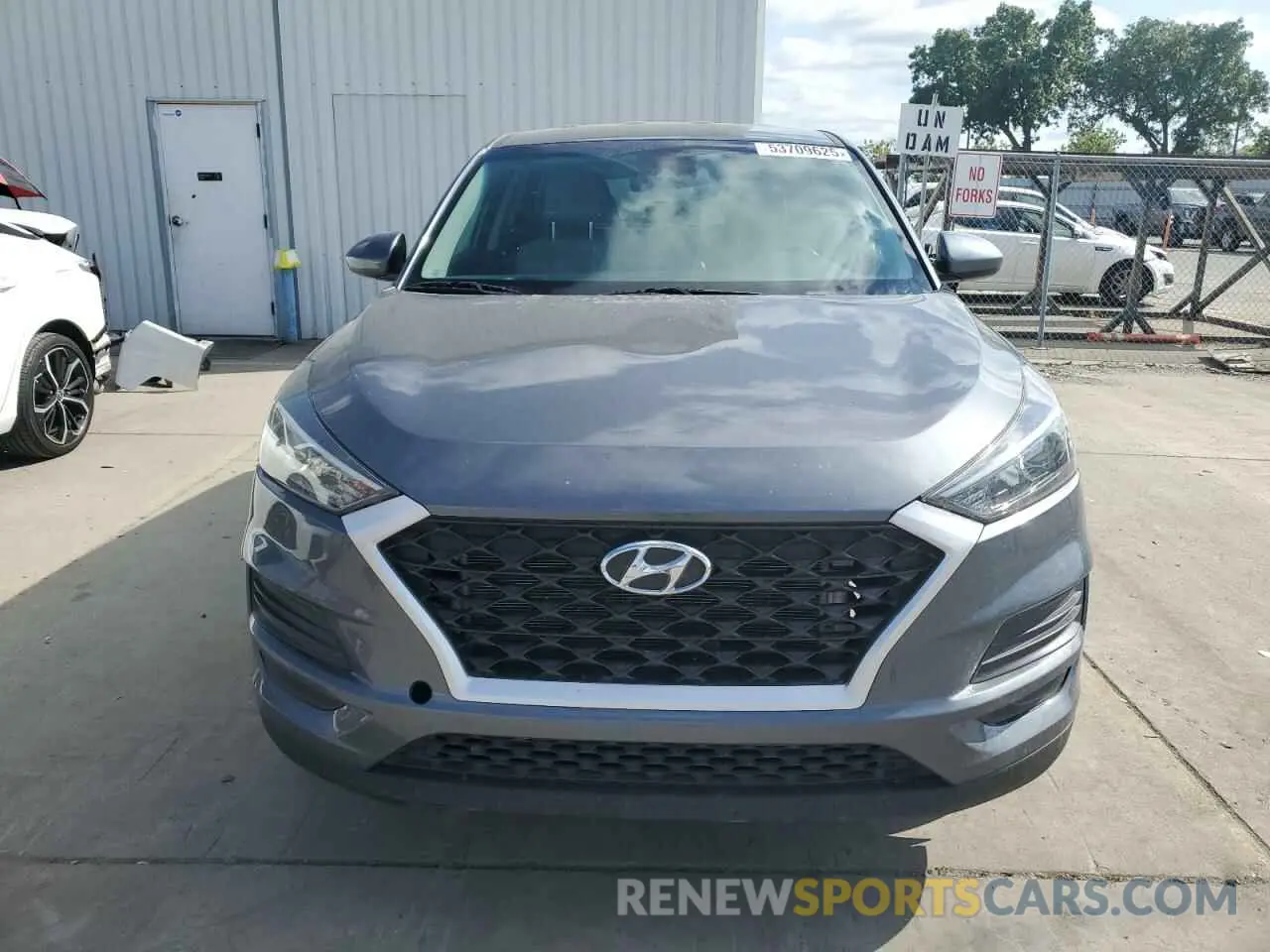 5 Photograph of a damaged car KM8J2CA40KU957270 HYUNDAI TUCSON 2019