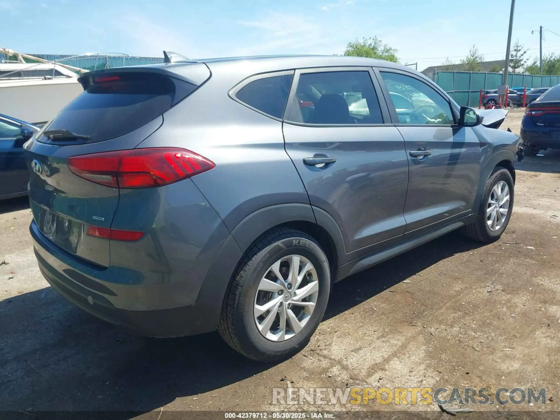 4 Photograph of a damaged car KM8J2CA41KU908868 HYUNDAI TUCSON 2019