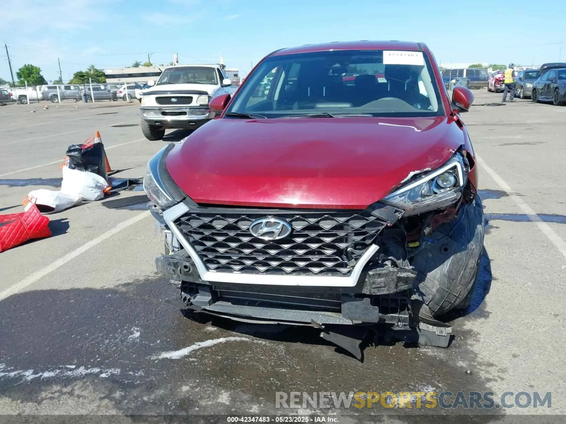 12 Photograph of a damaged car KM8J2CA41KU914007 HYUNDAI TUCSON 2019