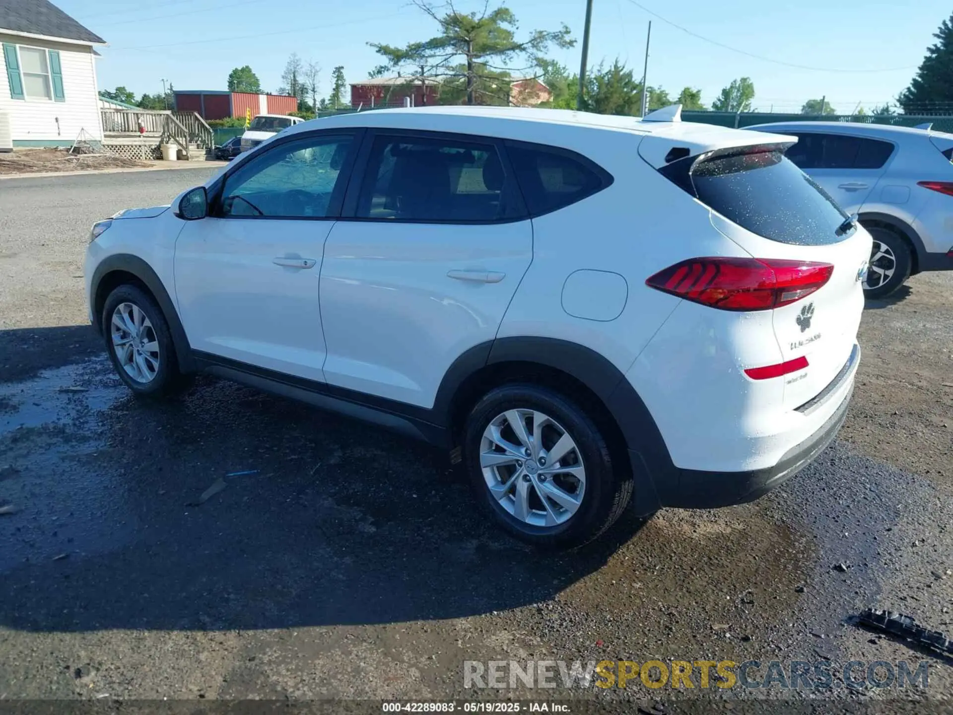 3 Photograph of a damaged car KM8J2CA42KU006763 HYUNDAI TUCSON 2019