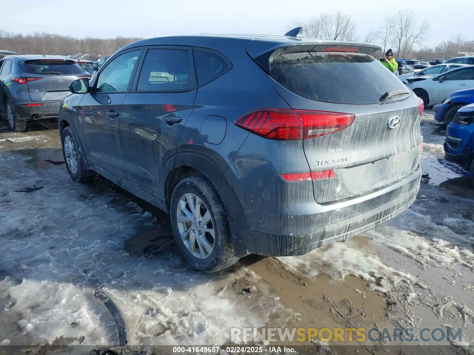 3 Photograph of a damaged car KM8J2CA42KU053551 HYUNDAI TUCSON 2019