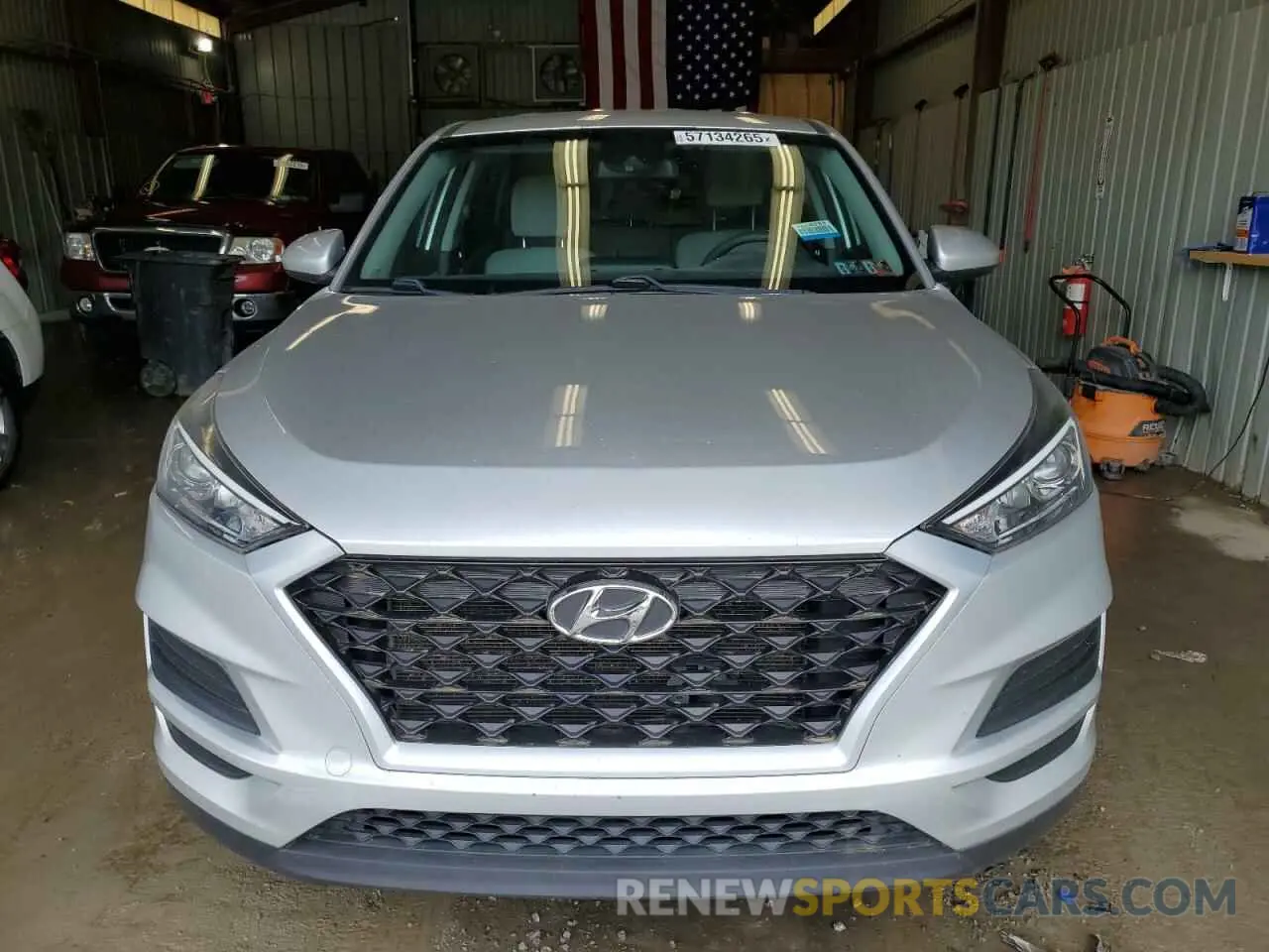 5 Photograph of a damaged car KM8J2CA42KU858658 HYUNDAI TUCSON 2019