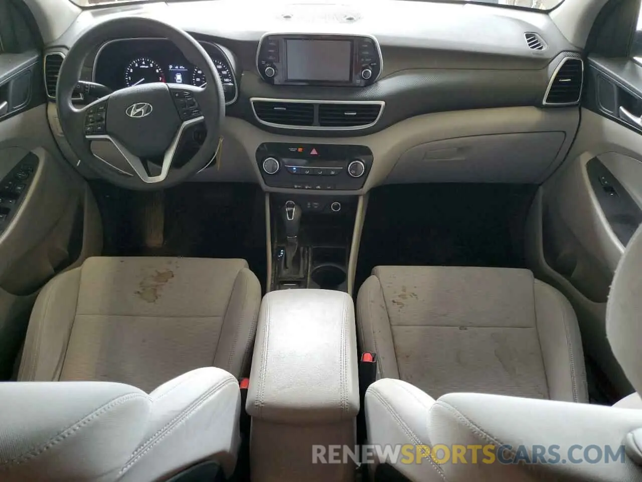8 Photograph of a damaged car KM8J2CA42KU858658 HYUNDAI TUCSON 2019