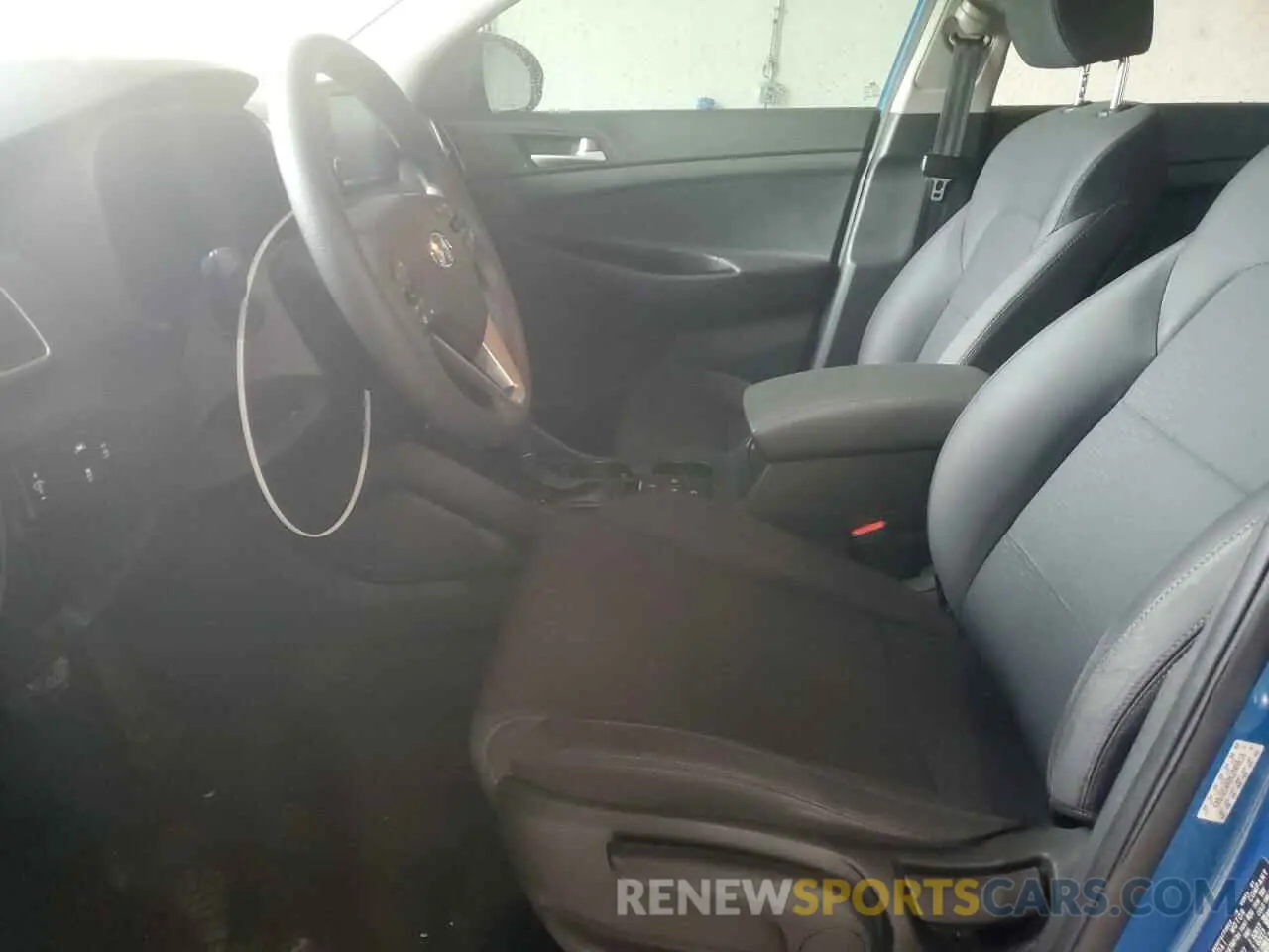 7 Photograph of a damaged car KM8J2CA42KU909818 HYUNDAI TUCSON 2019
