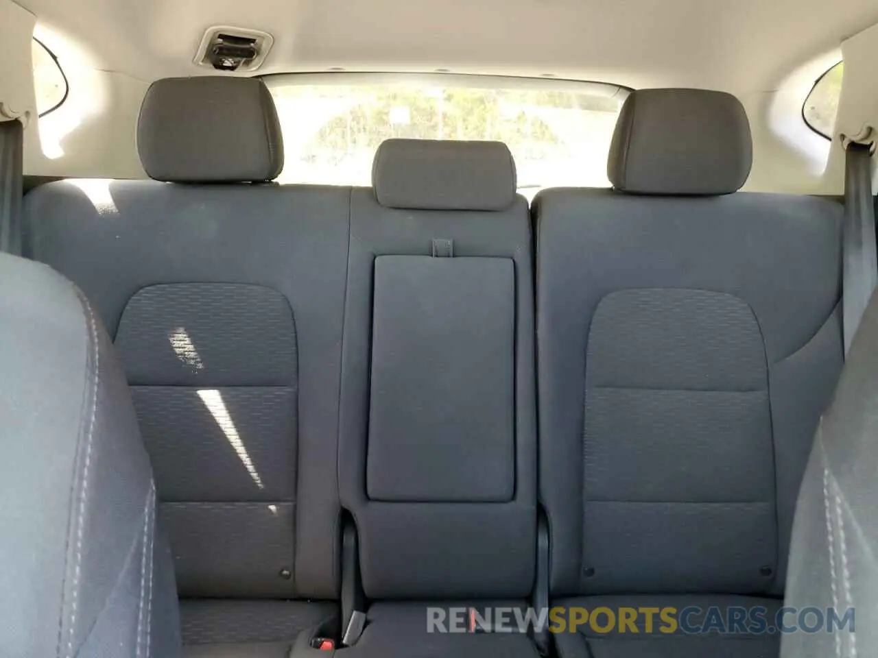 10 Photograph of a damaged car KM8J2CA43KU020705 HYUNDAI TUCSON 2019