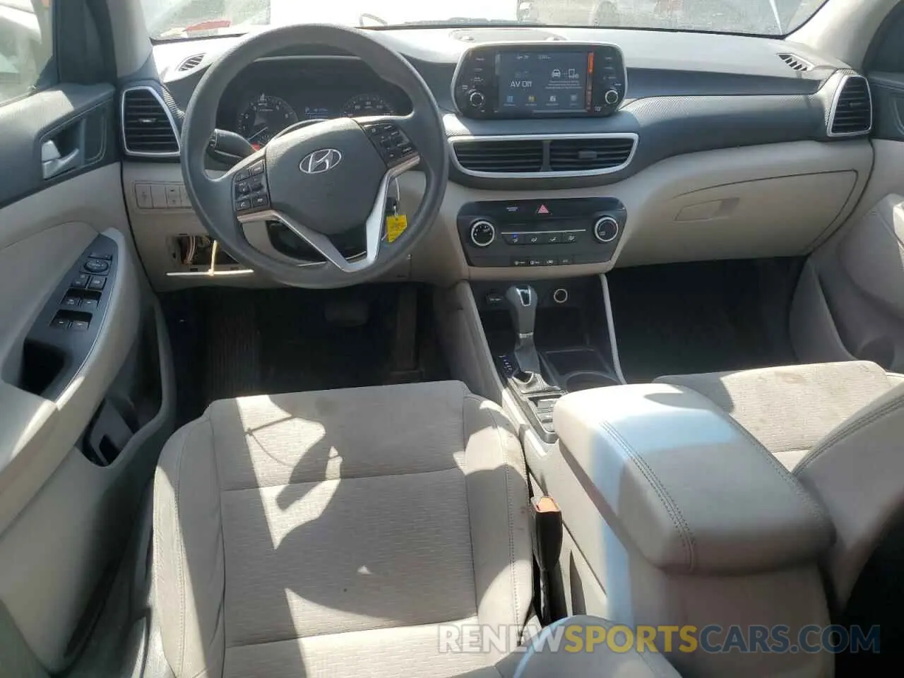 8 Photograph of a damaged car KM8J2CA44KU918424 HYUNDAI TUCSON 2019