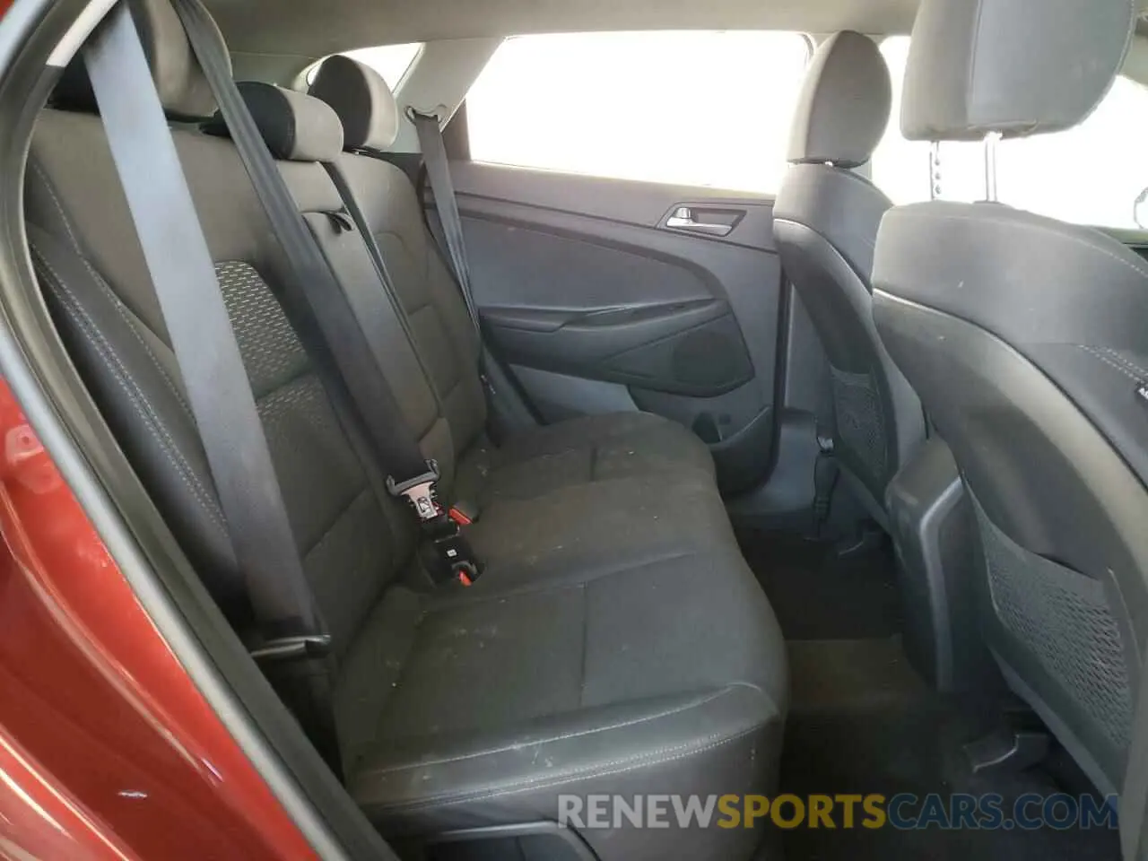 11 Photograph of a damaged car KM8J2CA44KU933327 HYUNDAI TUCSON 2019