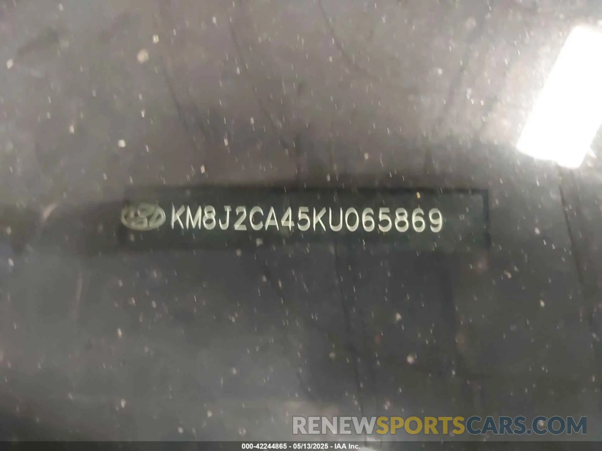 17 Photograph of a damaged car KM8J2CA45KU065869 HYUNDAI TUCSON 2019