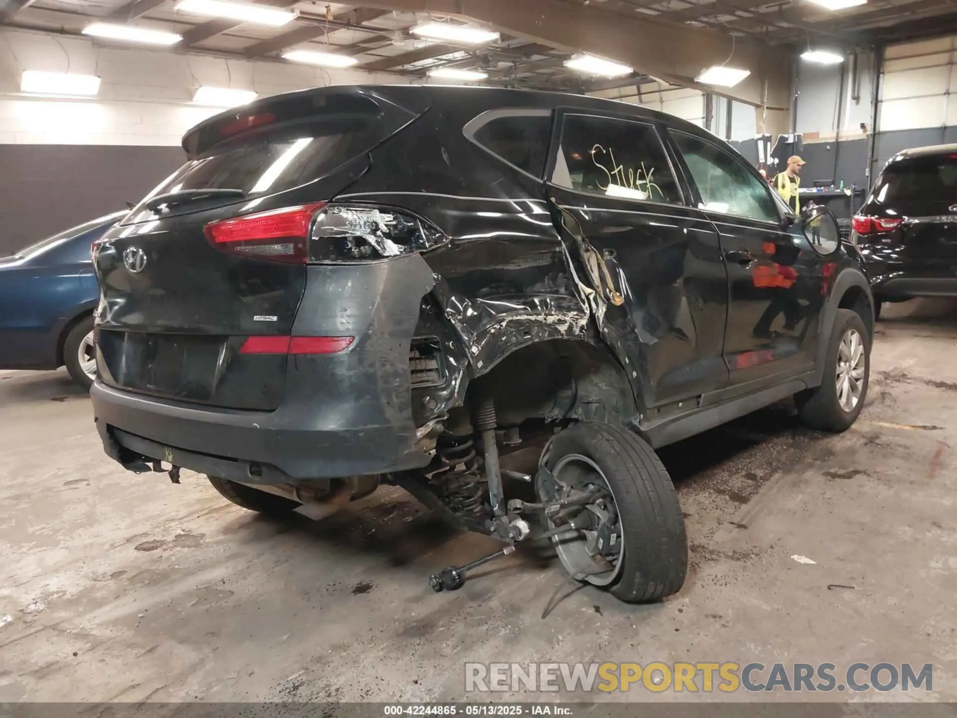 4 Photograph of a damaged car KM8J2CA45KU065869 HYUNDAI TUCSON 2019