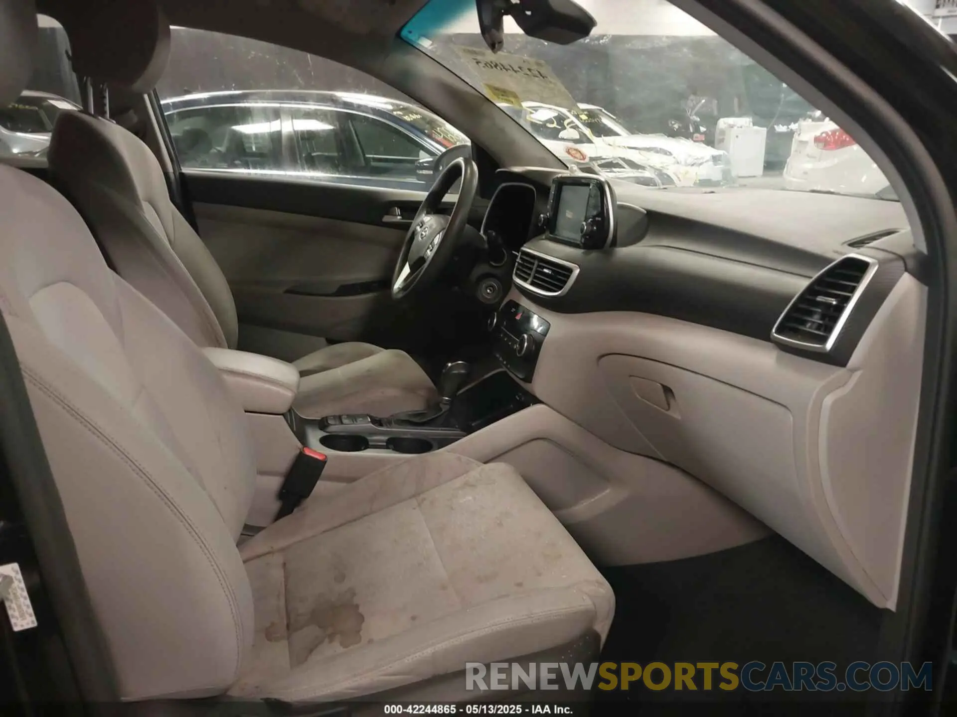 5 Photograph of a damaged car KM8J2CA45KU065869 HYUNDAI TUCSON 2019
