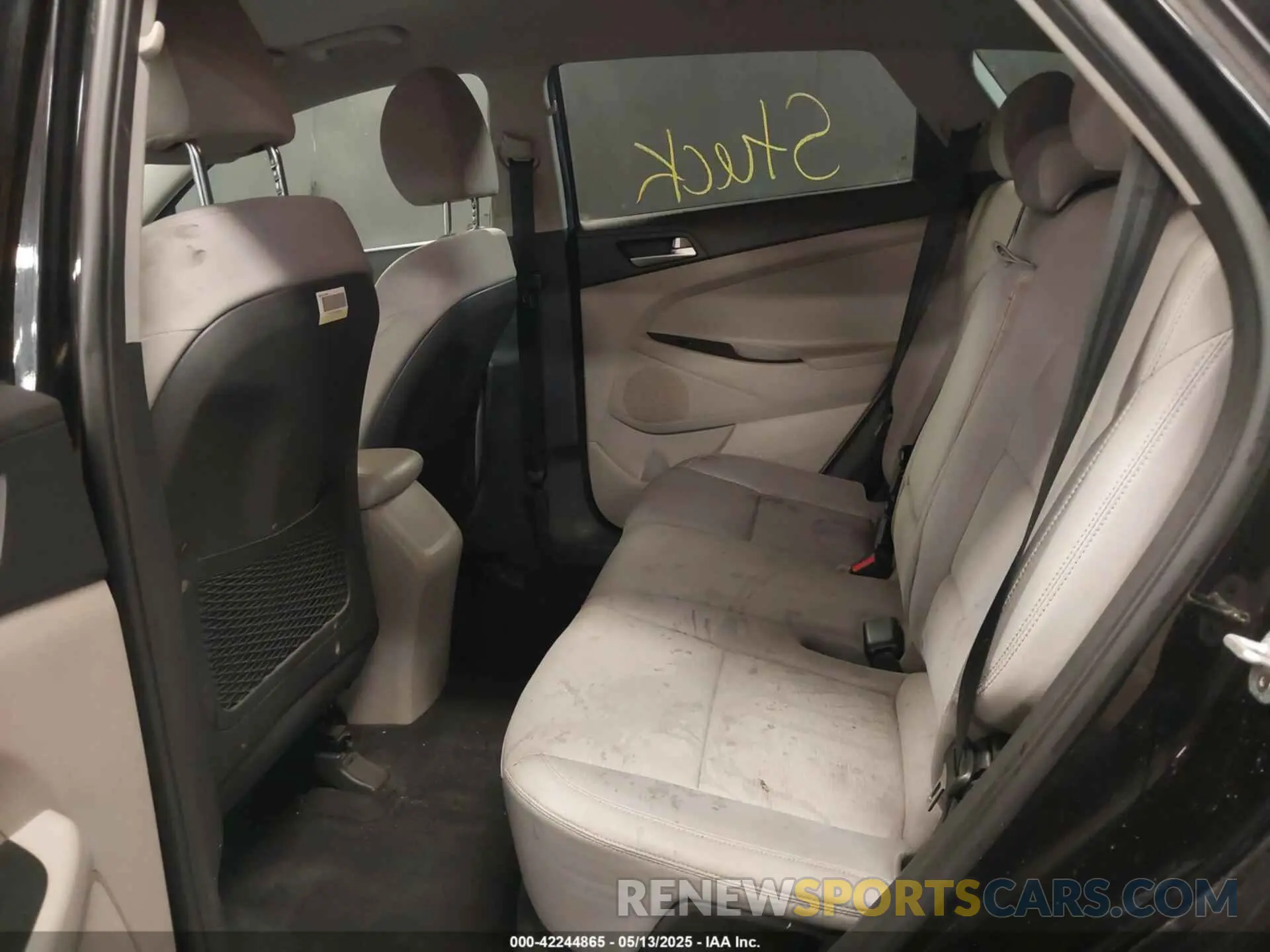 8 Photograph of a damaged car KM8J2CA45KU065869 HYUNDAI TUCSON 2019