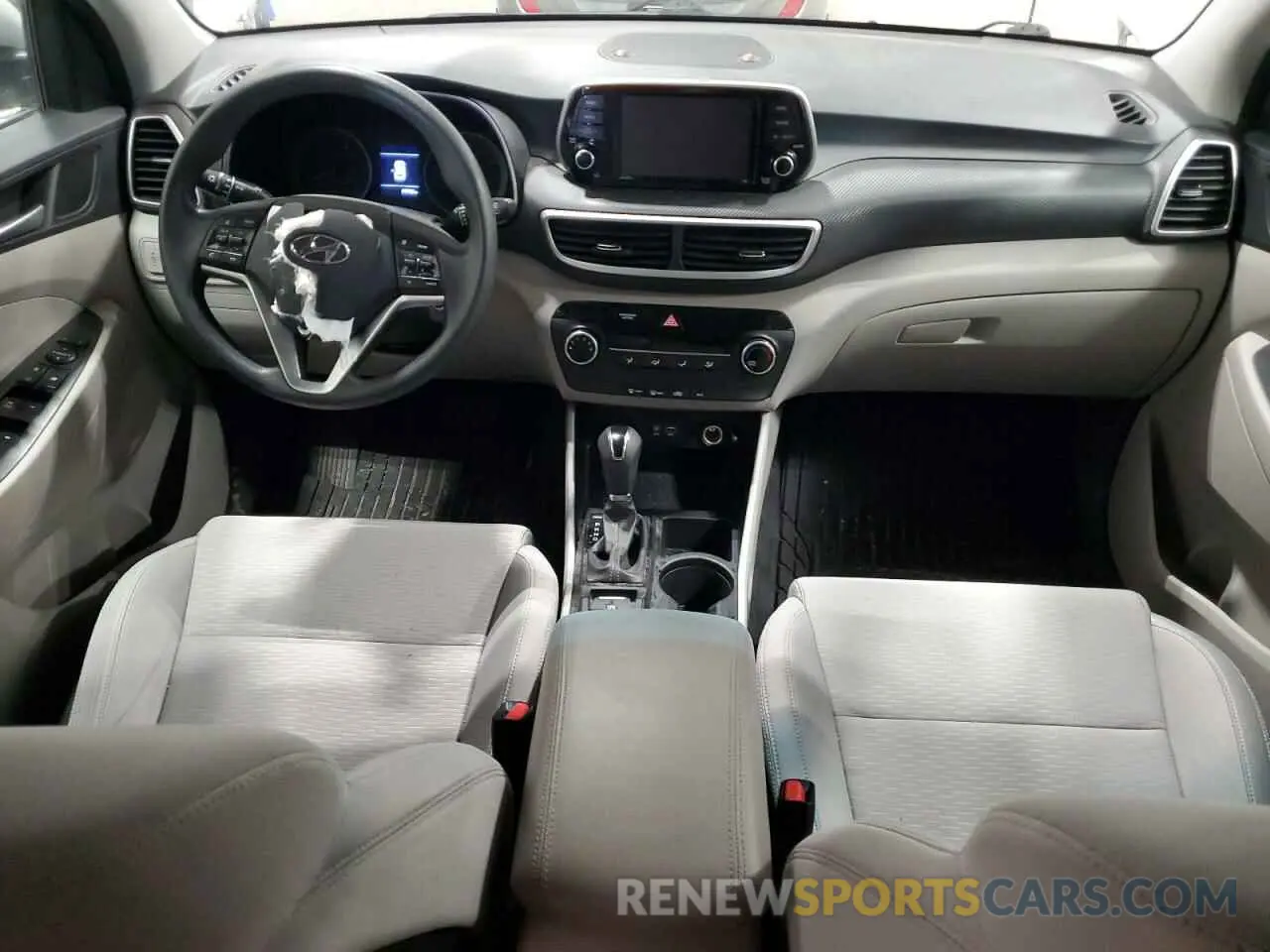 8 Photograph of a damaged car KM8J2CA45KU916973 HYUNDAI TUCSON 2019