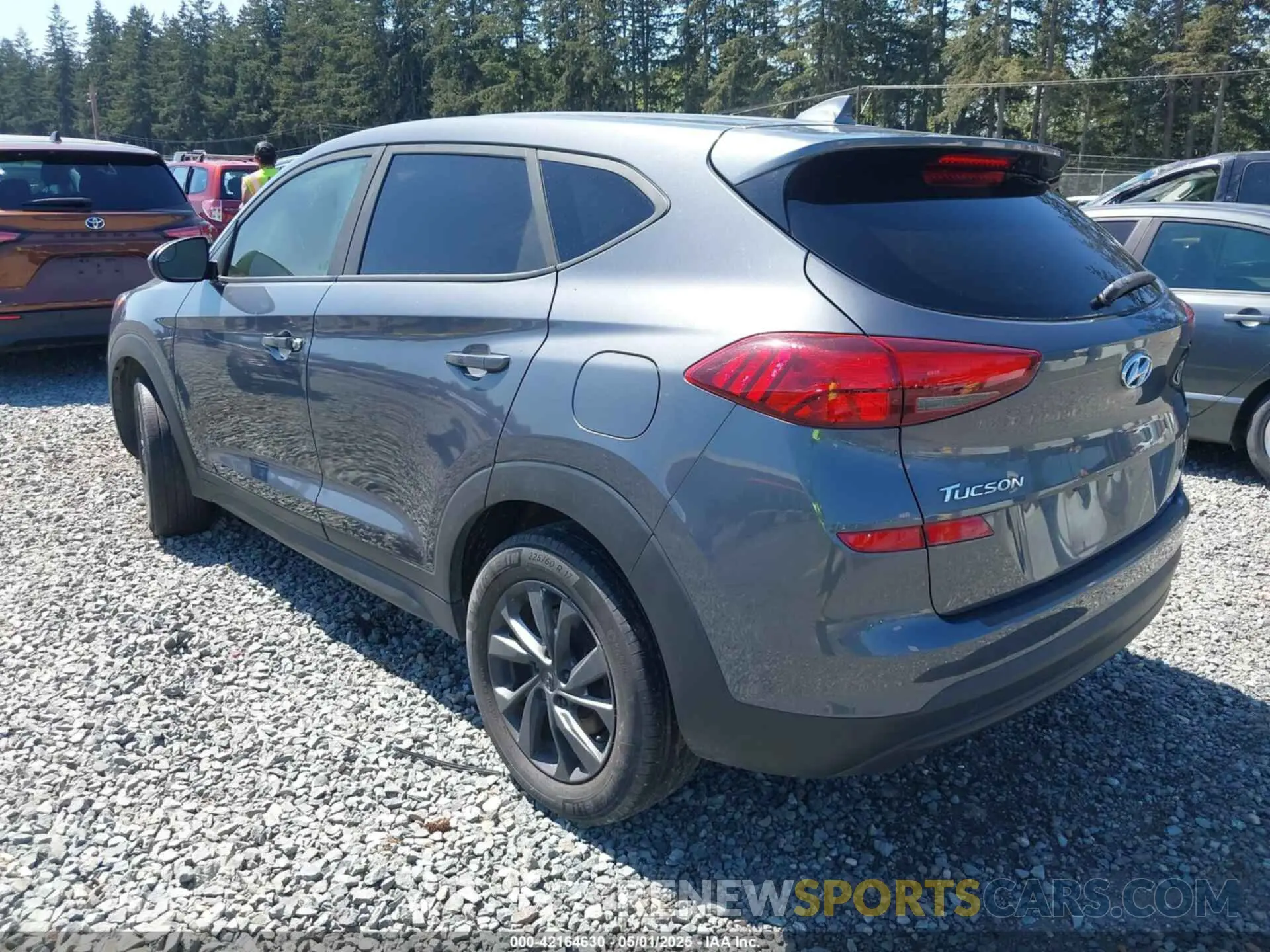 3 Photograph of a damaged car KM8J2CA45KU990734 HYUNDAI TUCSON 2019