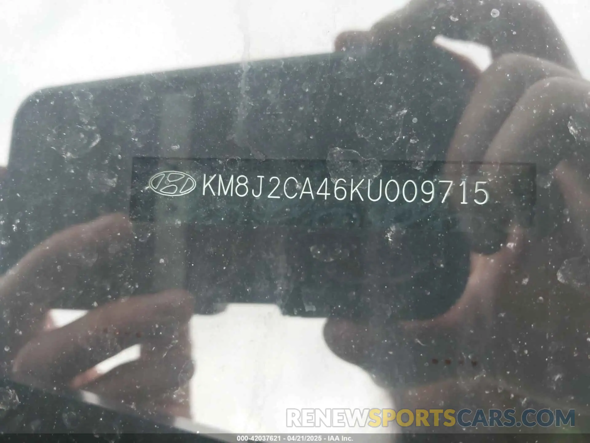 9 Photograph of a damaged car KM8J2CA46KU009715 HYUNDAI TUCSON 2019