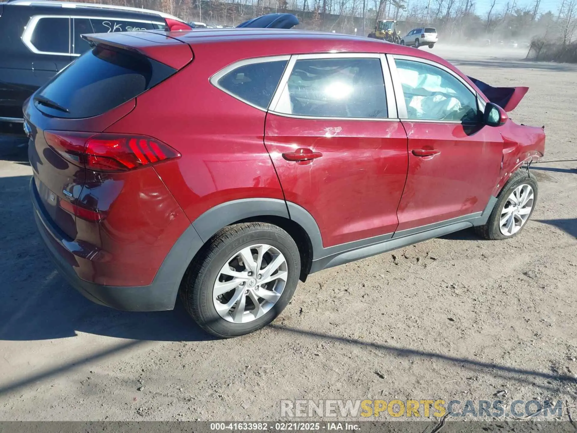 4 Photograph of a damaged car KM8J2CA46KU023517 HYUNDAI TUCSON 2019
