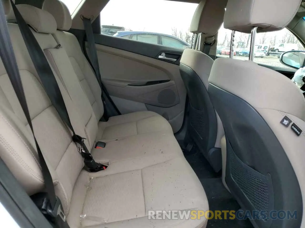 12 Photograph of a damaged car KM8J2CA47KU055568 HYUNDAI TUCSON 2019
