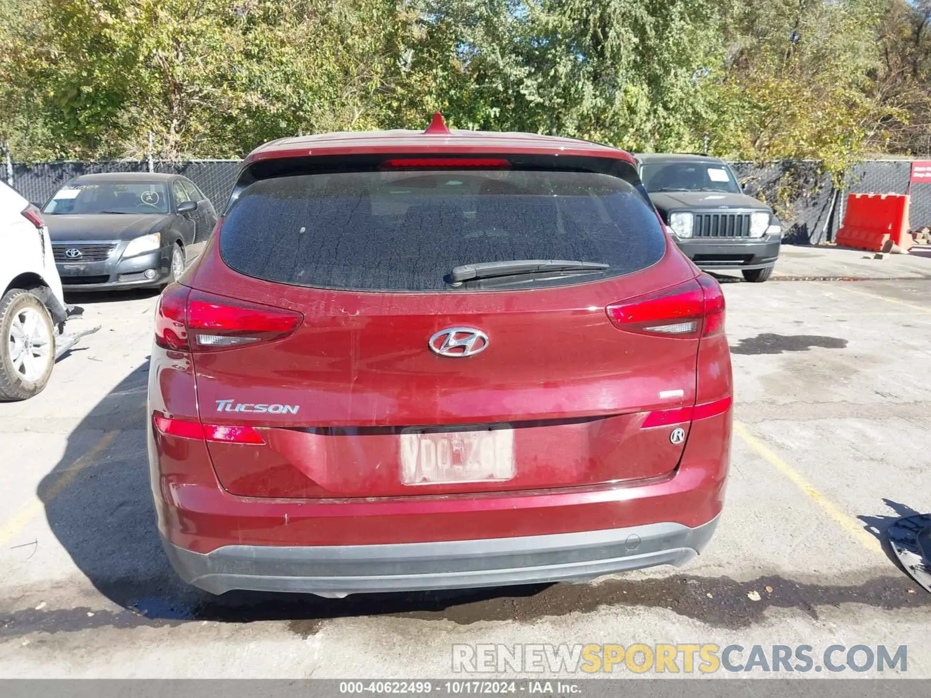 17 Photograph of a damaged car KM8J2CA48KU054607 HYUNDAI TUCSON 2019