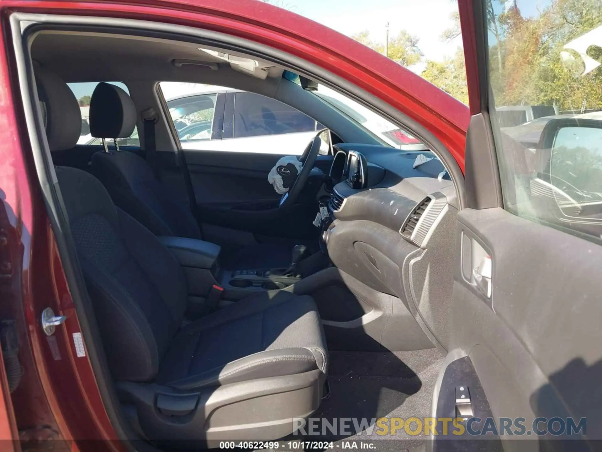 5 Photograph of a damaged car KM8J2CA48KU054607 HYUNDAI TUCSON 2019