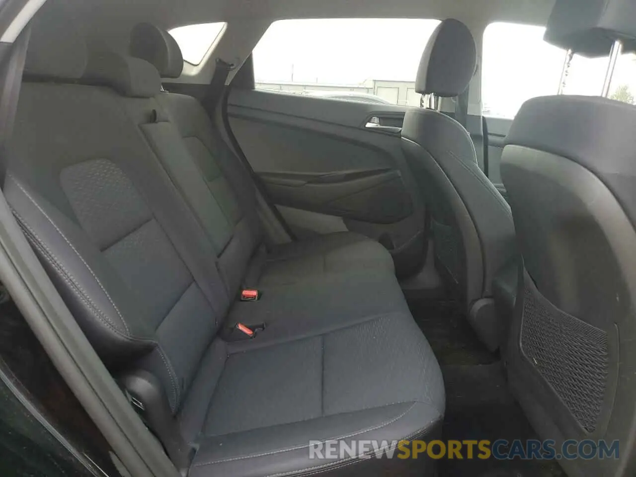 11 Photograph of a damaged car KM8J2CA48KU062240 HYUNDAI TUCSON 2019