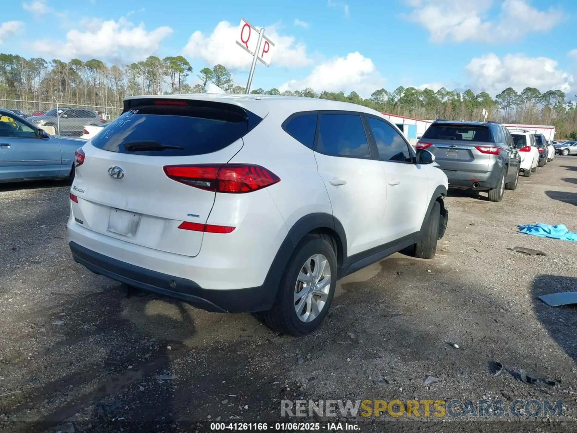 4 Photograph of a damaged car KM8J2CA48KU951829 HYUNDAI TUCSON 2019