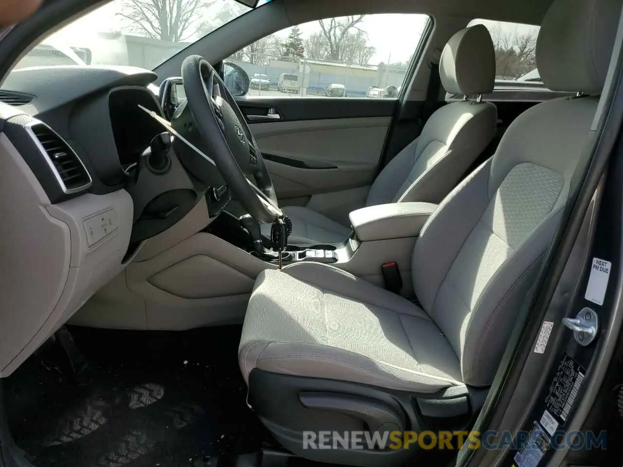 7 Photograph of a damaged car KM8J2CA49KU935929 HYUNDAI TUCSON 2019