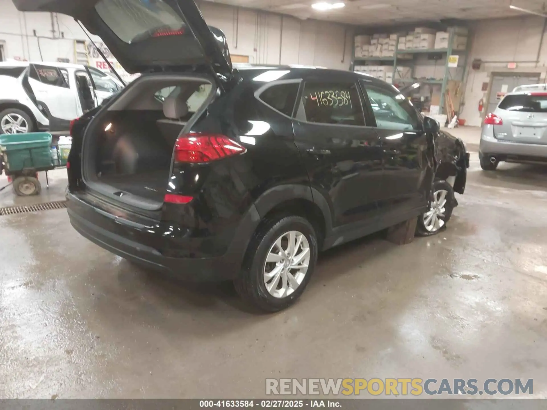 4 Photograph of a damaged car KM8J2CA49KU952259 HYUNDAI TUCSON 2019
