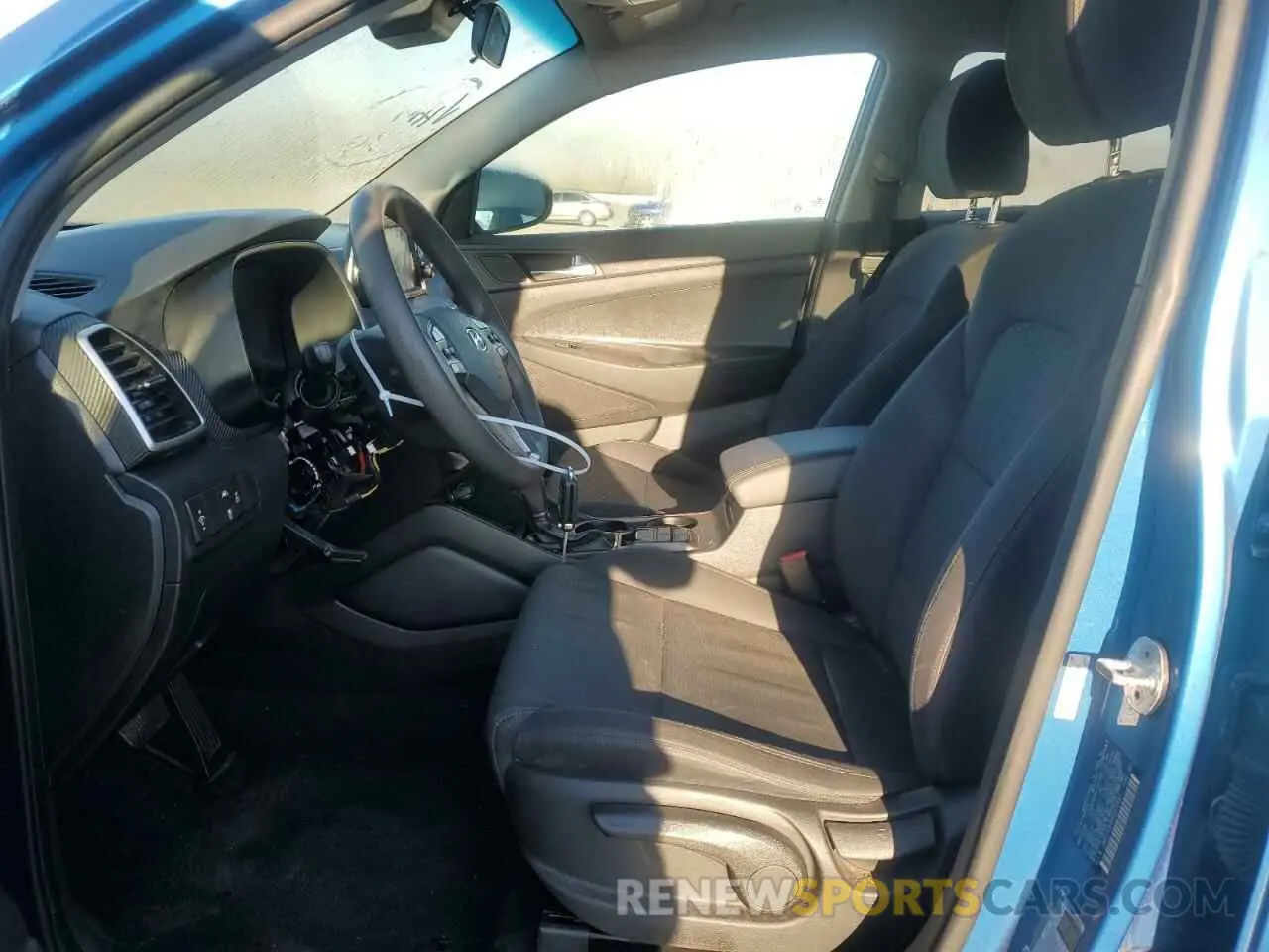 7 Photograph of a damaged car KM8J2CA4XKU000645 HYUNDAI TUCSON 2019