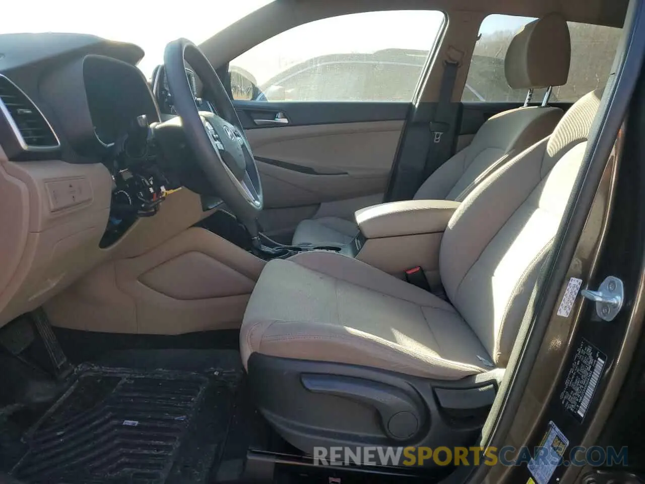 7 Photograph of a damaged car KM8J2CA4XKU047464 HYUNDAI TUCSON 2019