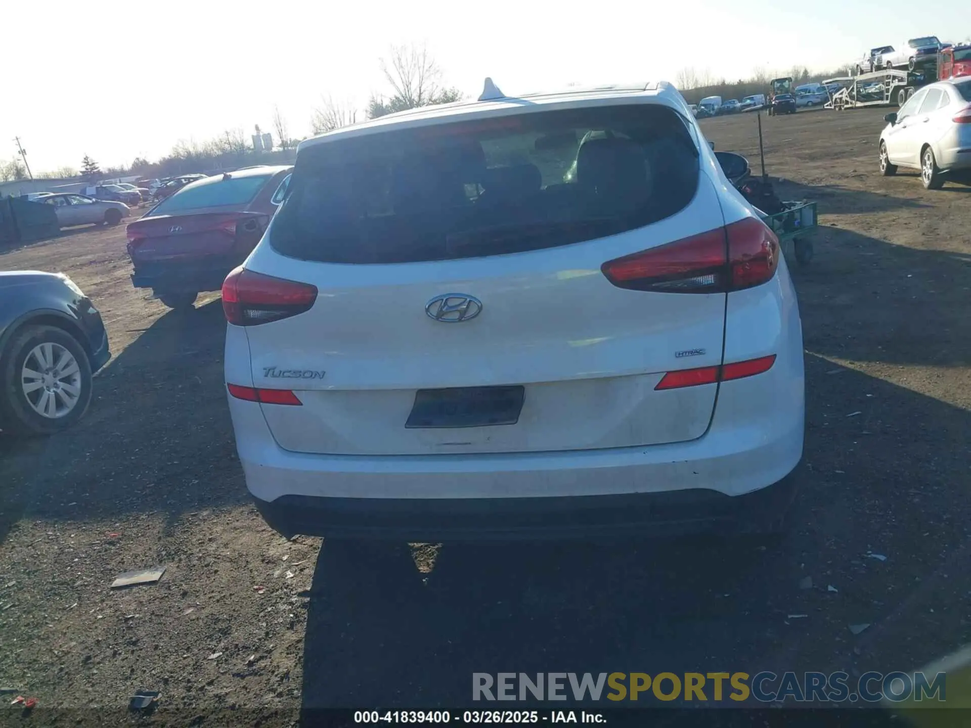 16 Photograph of a damaged car KM8J2CA4XKU843552 HYUNDAI TUCSON 2019