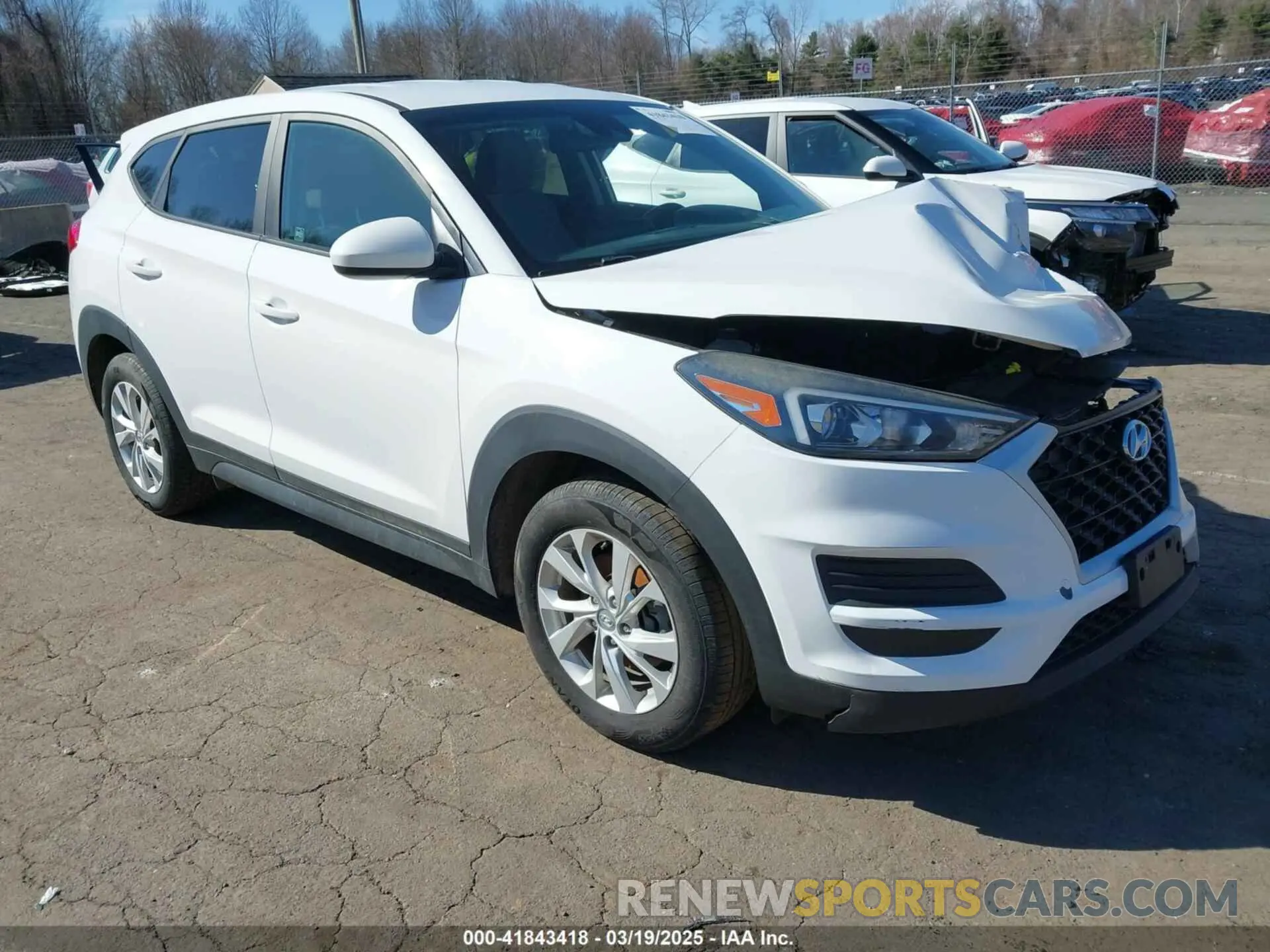 1 Photograph of a damaged car KM8J2CA4XKU880939 HYUNDAI TUCSON 2019