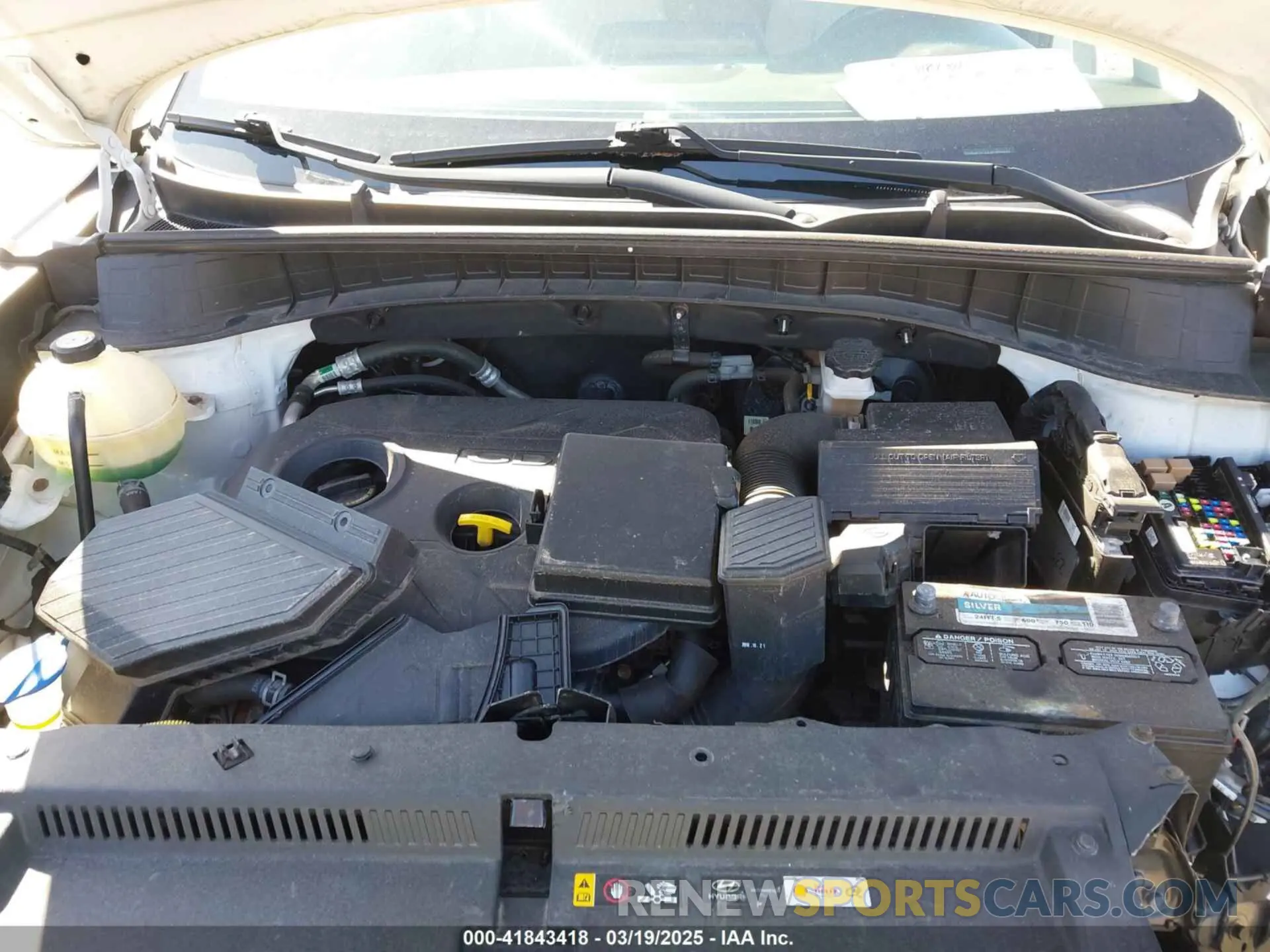 10 Photograph of a damaged car KM8J2CA4XKU880939 HYUNDAI TUCSON 2019