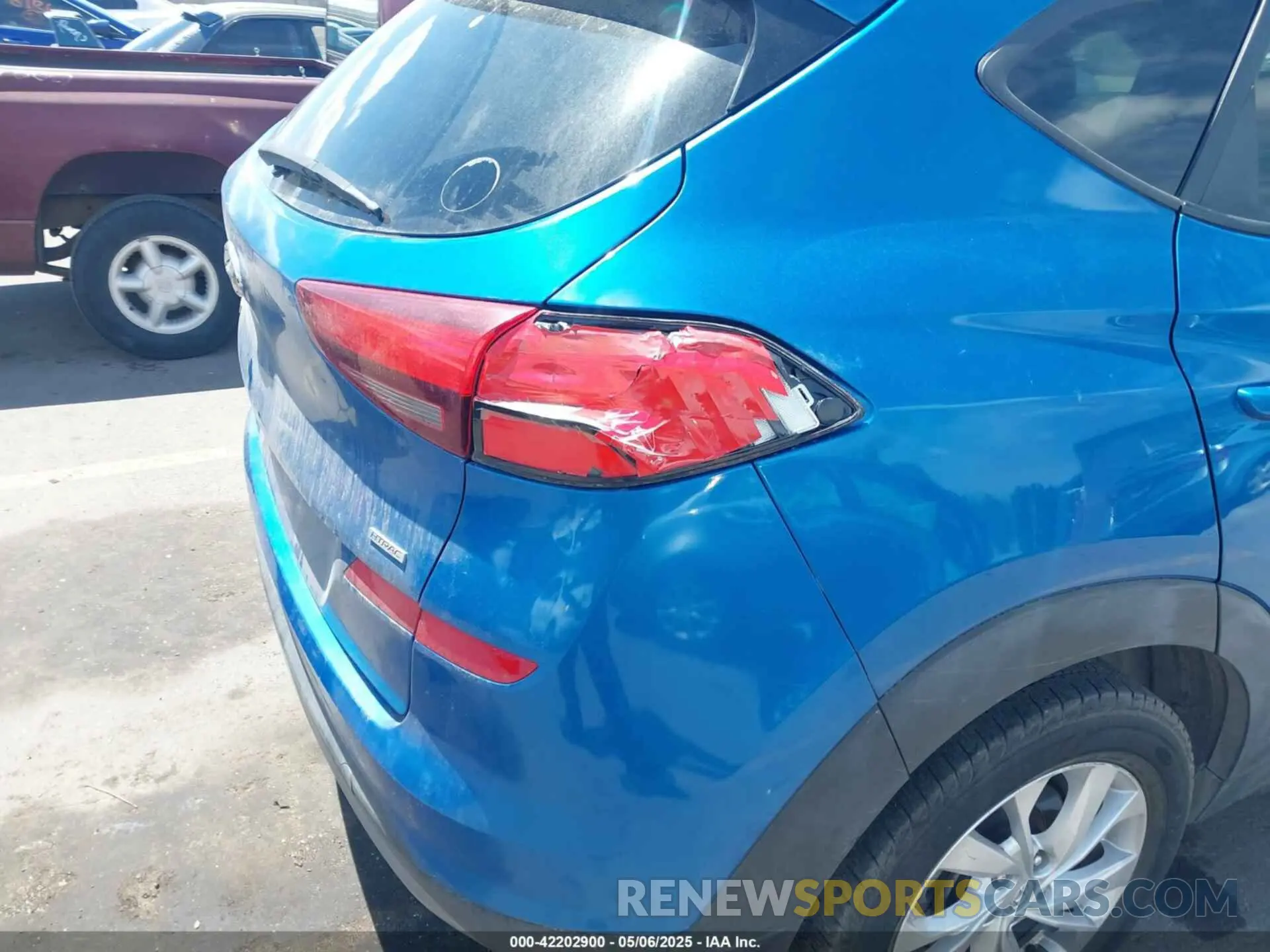 18 Photograph of a damaged car KM8J2CA4XKU908755 HYUNDAI TUCSON 2019