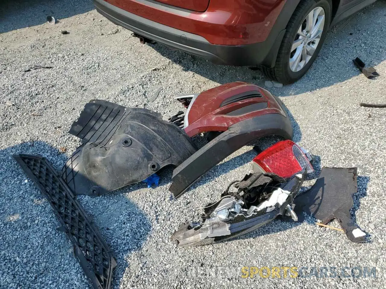 15 Photograph of a damaged car KM8J33A40KU002904 HYUNDAI TUCSON 2019