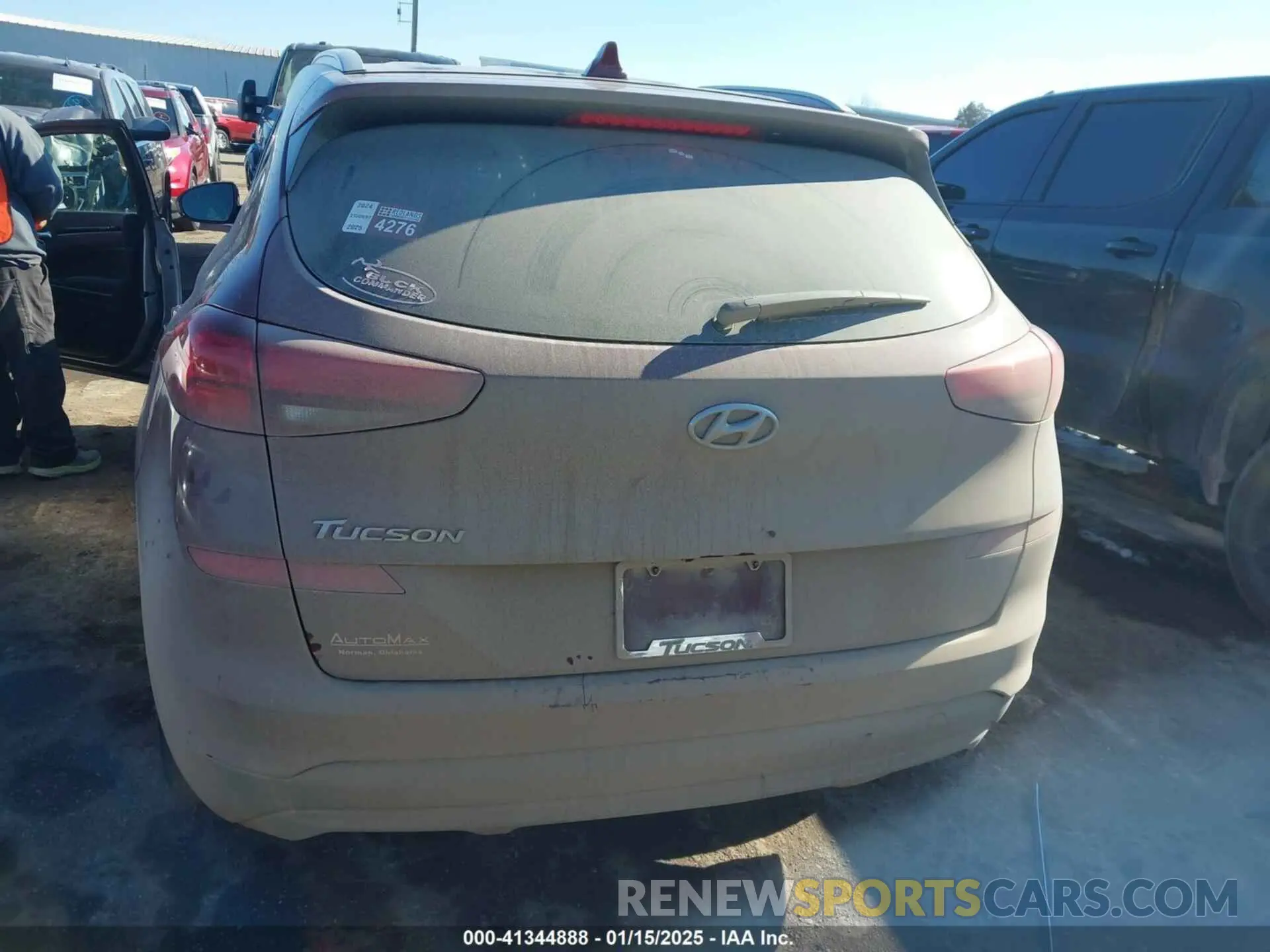 17 Photograph of a damaged car KM8J33A40KU077246 HYUNDAI TUCSON 2019