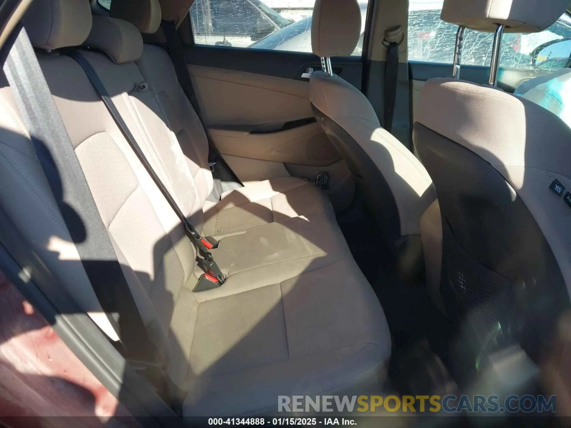 8 Photograph of a damaged car KM8J33A40KU077246 HYUNDAI TUCSON 2019